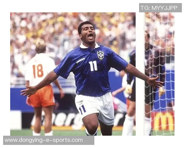 足坛传奇球星的巅峰时刻与精彩瞬间展现，助力球迷回顾荣耀时光